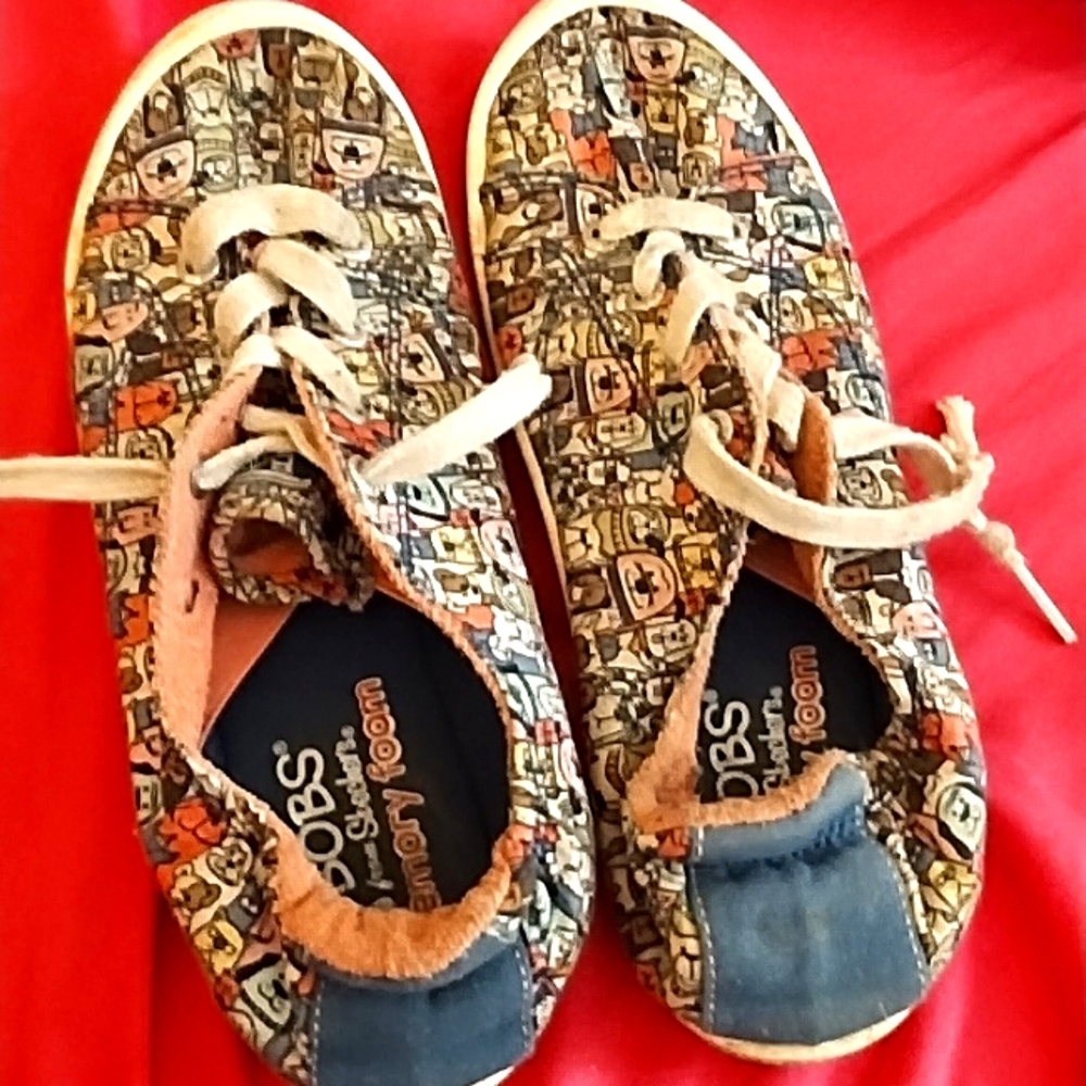 Bob's size 7